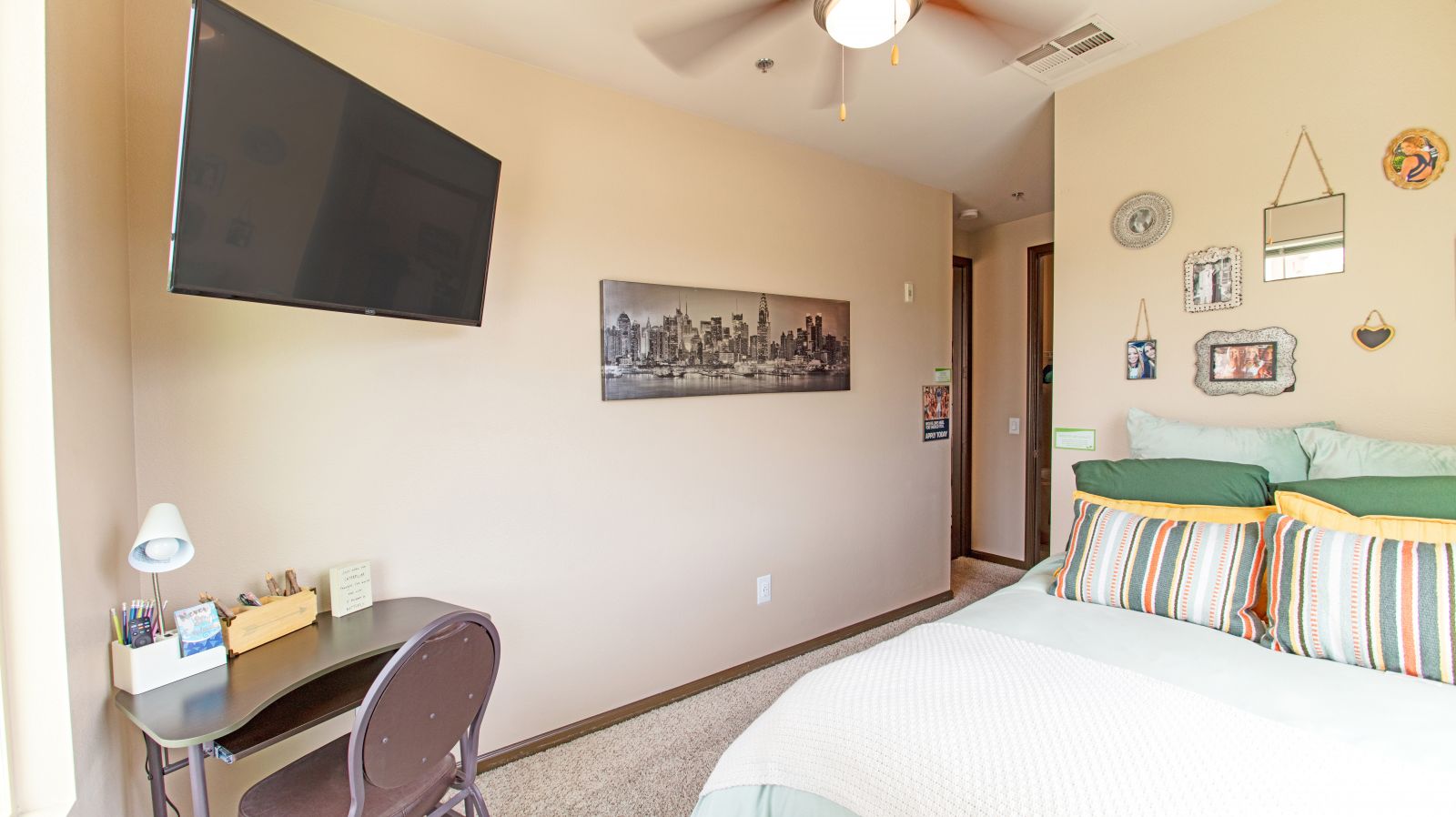 Top Notch Amenities for UNR Apartments