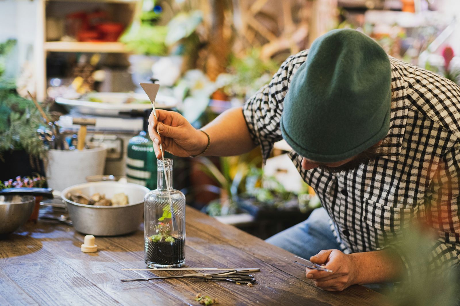 Upcycling Tips to Refresh Your Space on a Student Budget at Reno student apartments